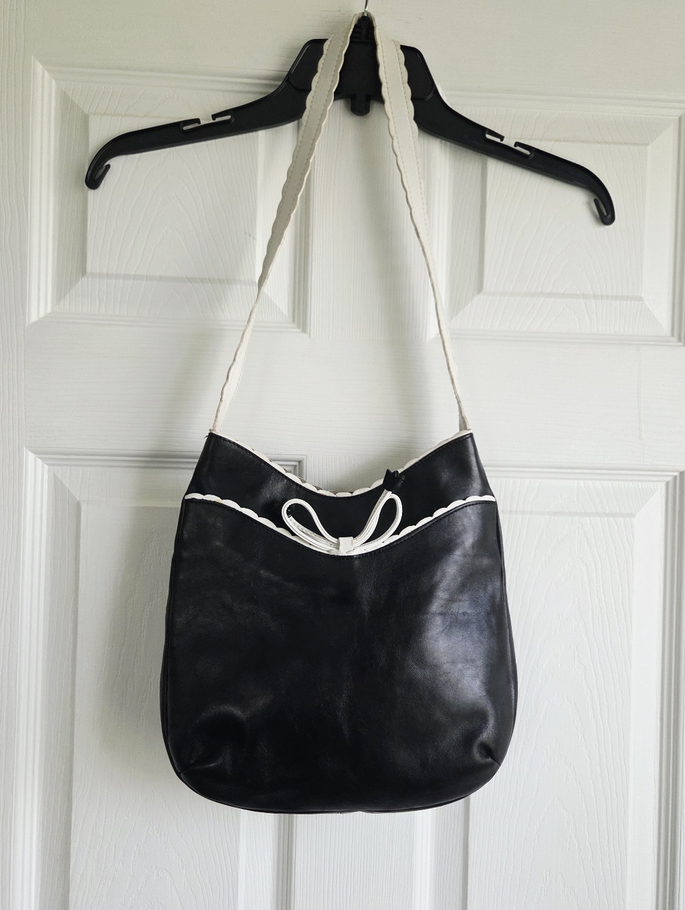 Harold Powell Italy ✨️ Black Leathet Shoulder Bag  - Classic Women's Hobo